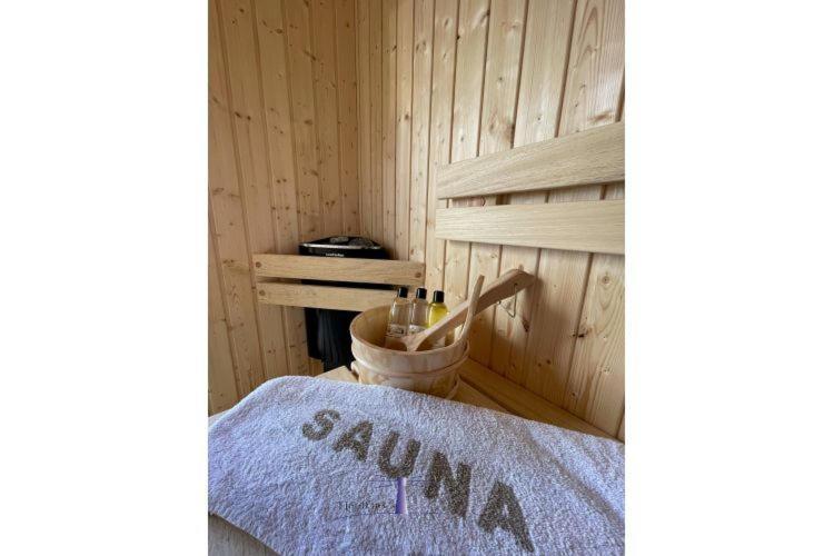 Hausboot Fjord Haven Mit Biosauna In Μπαρθ Εξωτερικό φωτογραφία